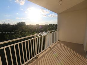 6940 NW Miami Gardens Dr 1430, Hialeah FL 33015