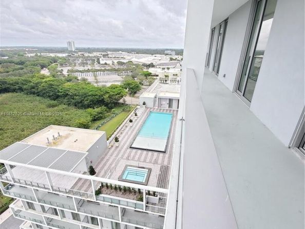 2000 Metropica Way 1401, Sunrise FL 33323