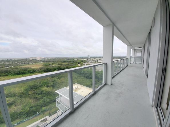 2000 Metropica Way 1401, Sunrise FL 33323