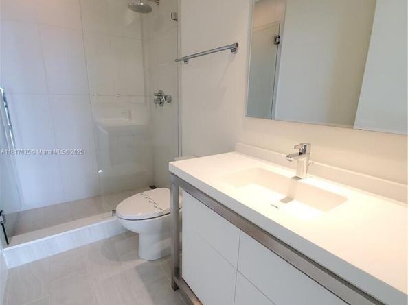 2000 Metropica Way 1401, Sunrise FL 33323