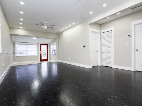 3180 SW 2nd St, Miami FL 33135