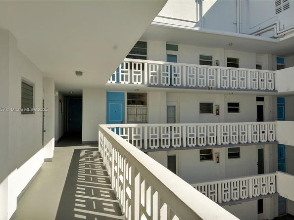 1776 James Ave 4E, Miami Beach FL 33139