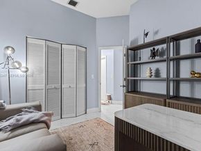 6952 NW 27th Ct, Margate FL 33063