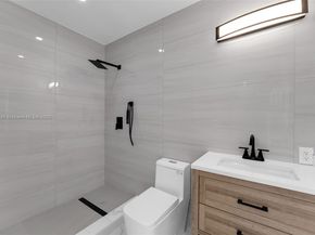 17761 SW 113th Ct, Miami FL 33157