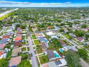 17761 SW 113th Ct, Miami FL 33157