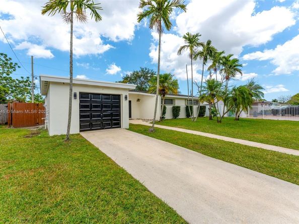 17761 SW 113th Ct, Miami FL 33157