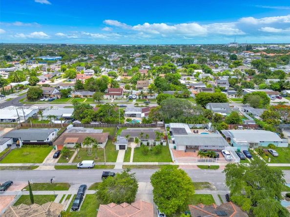 17761 SW 113th Ct, Miami FL 33157