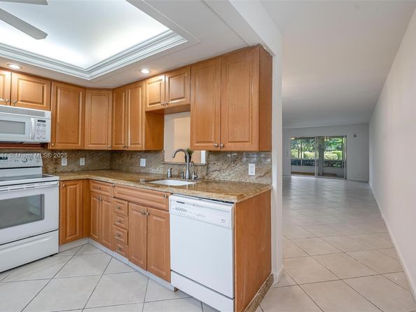 4701 Martinique Dr k1, Coconut Creek FL 33066