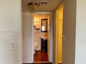 2025 NE 164th St 1015, North Miami Beach FL 33162