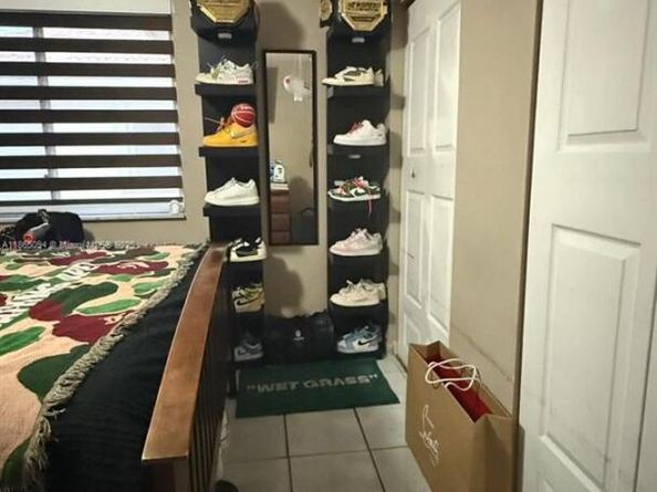 431 NW 82nd Ave 904, Miami FL 33126