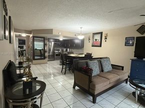 431 NW 82nd Ave 904, Miami FL 33126