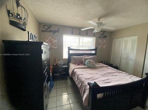 431 NW 82nd Ave 904, Miami FL 33126