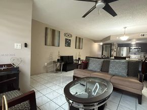 431 NW 82nd Ave 904, Miami FL 33126