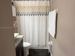 431 NW 82nd Ave 904, Miami FL 33126
