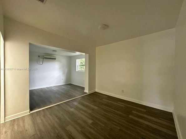 1645 NE 175th St, North Miami Beach FL 33162