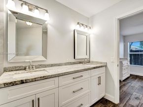 2702 Arborwood Rd, Davie FL 33328