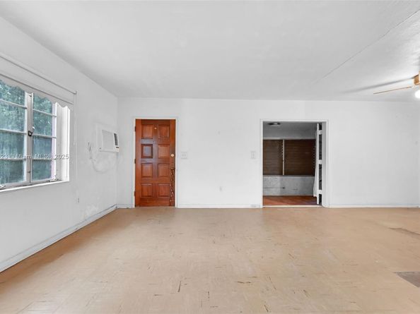 1351 SW 74th Ave, Miami FL 33144