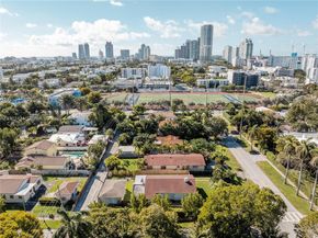 1255 Lenox Ave, Miami Beach FL 33139