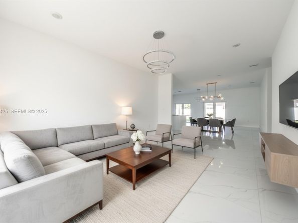 Undisclosed Address #A11917425, Naranja FL 33032