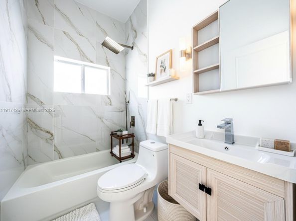 Undisclosed Address #A11917425, Naranja FL 33032