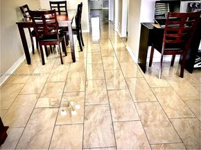 900 SW 11th Ave 17C, Hallandale Beach FL 33009