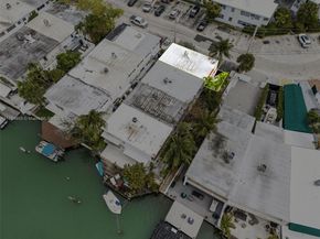 7270 Gary Ave, Miami Beach FL 33141