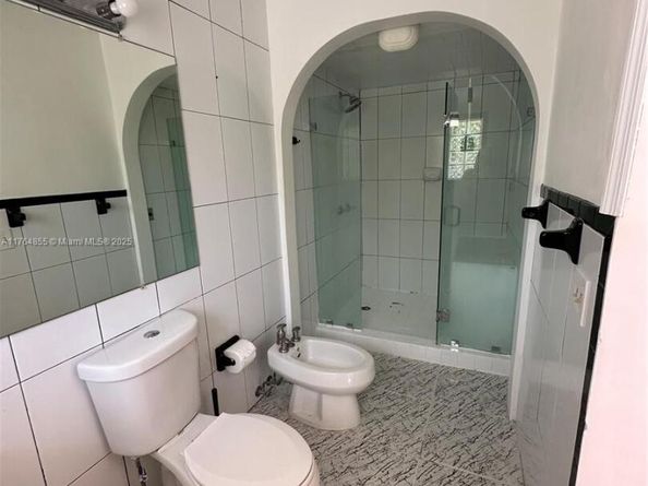 7270 Gary Ave, Miami Beach FL 33141