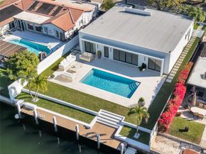 13200 N Bayshore Dr, North Miami FL 33181