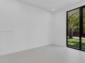 13200 N Bayshore Dr, North Miami FL 33181