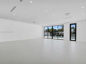 13200 N Bayshore Dr, North Miami FL 33181