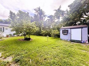 14691 SW 20th St, Davie FL 33325