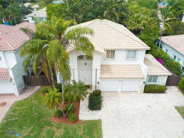 6772 NW 111th Ave, Doral FL 33178