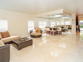 6772 NW 111th Ave, Doral FL 33178