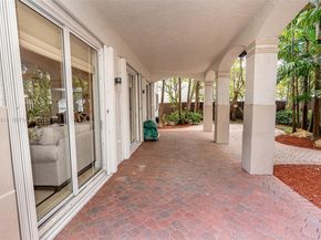 6772 NW 111th Ave, Doral FL 33178