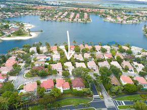 6772 NW 111th Ave, Doral FL 33178