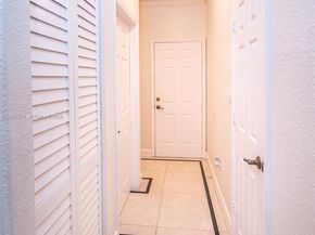 6772 NW 111th Ave, Doral FL 33178