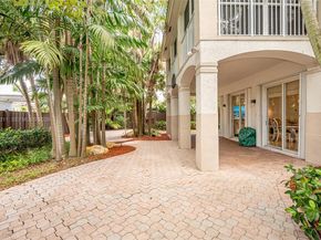 6772 NW 111th Ave, Doral FL 33178