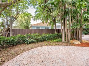 6772 NW 111th Ave, Doral FL 33178