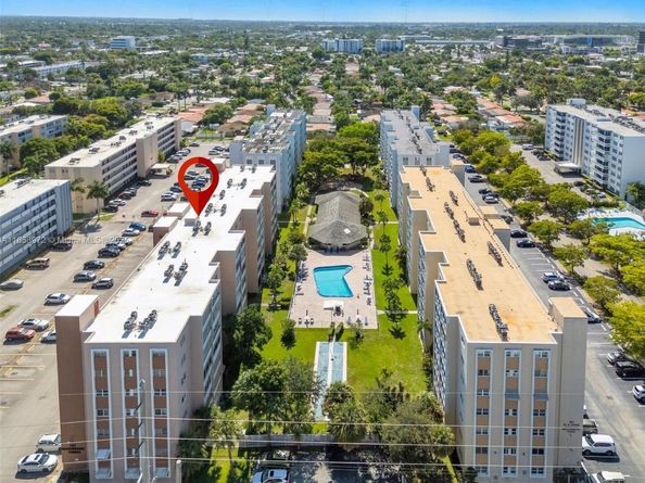 301 NE 14th Ave 601, Hallandale Beach FL 33009