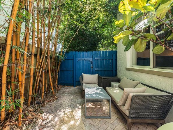 1045 Michigan Ave B, Miami Beach FL 33139