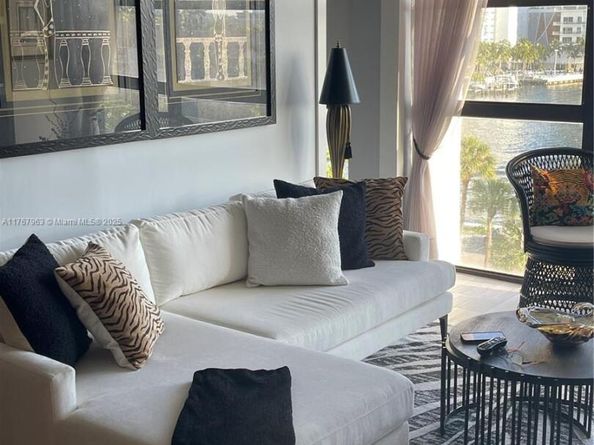 200 Leslie Dr 622, Hallandale Beach FL 33009