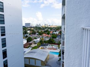 3180 SW 22nd Ter 1205, Miami FL 33145