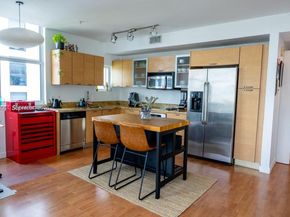 3180 SW 22nd Ter 1205, Miami FL 33145