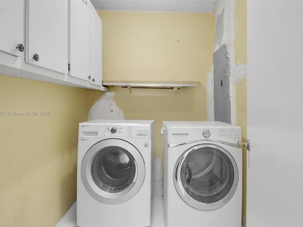 2711 Red Rd, Coral Gables FL 33155
