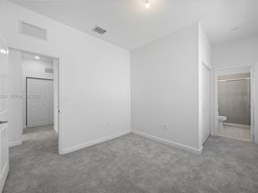 716 SE 14th Ct, Homestead FL 33034