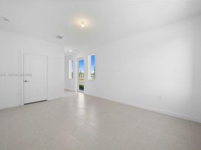 716 SE 14th Ct, Homestead FL 33034