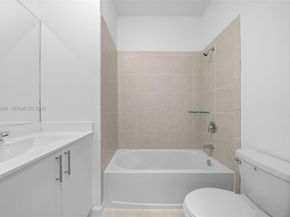 716 SE 14th Ct, Homestead FL 33034