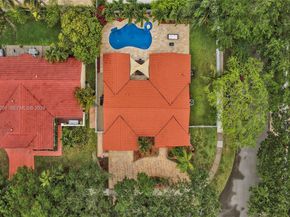 13621 SW 18th St, Miramar FL 33027