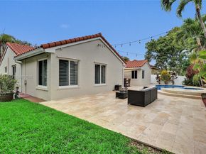 13621 SW 18th St, Miramar FL 33027