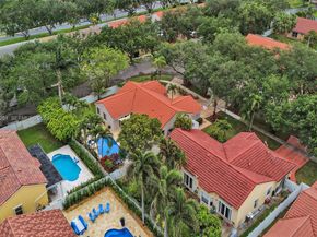 13621 SW 18th St, Miramar FL 33027